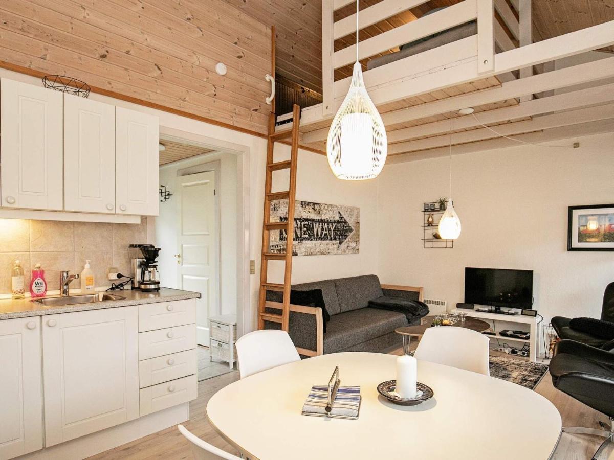 4 Person Holiday Home In R Sk Bing Aeroskobing Exterior photo